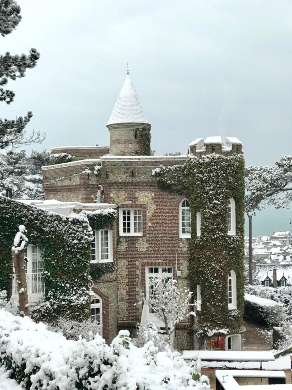 Hotel Domaine Saint Clair - Le Donjon Étretat Zewnętrze zdjęcie
